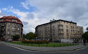 Apartment City Center - Free Parking - Easy Check-In