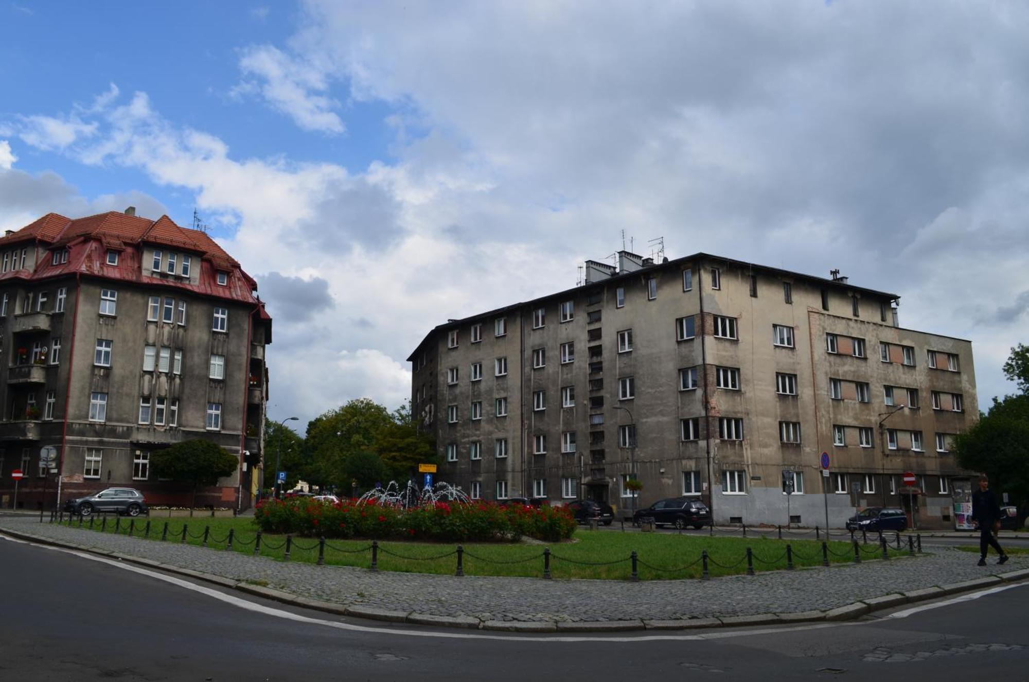 Apartment City Center - Free Parking - Easy Check-In Chorzow Exterior photo